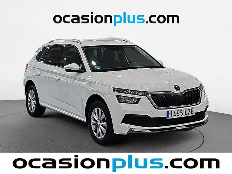Usado Skoda Kamiq 110 CV (80 kW) 2022 Blanco SUV