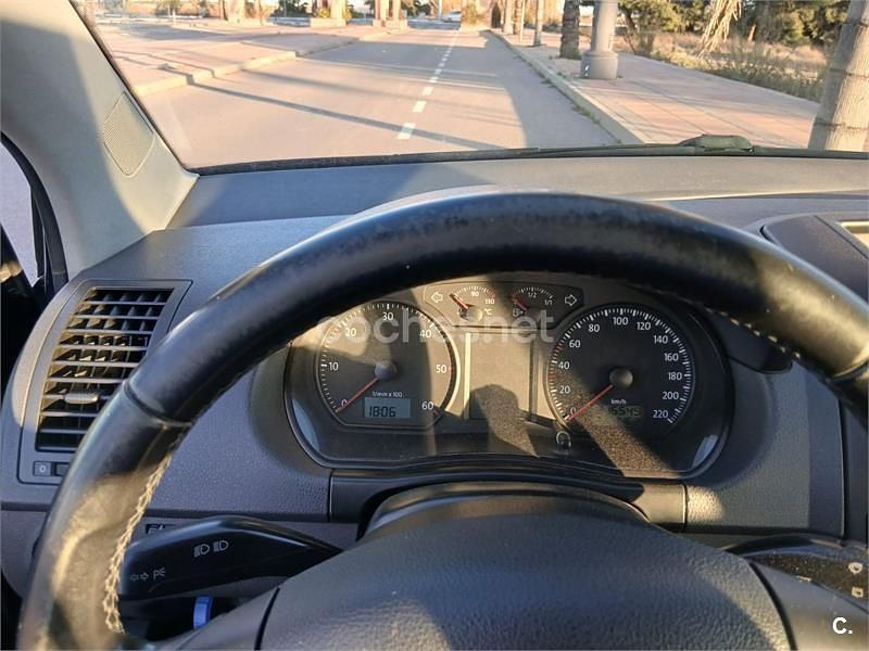 Usado VW Polo Advance 80 CV (58 kW) 2008 Azul Utilitario