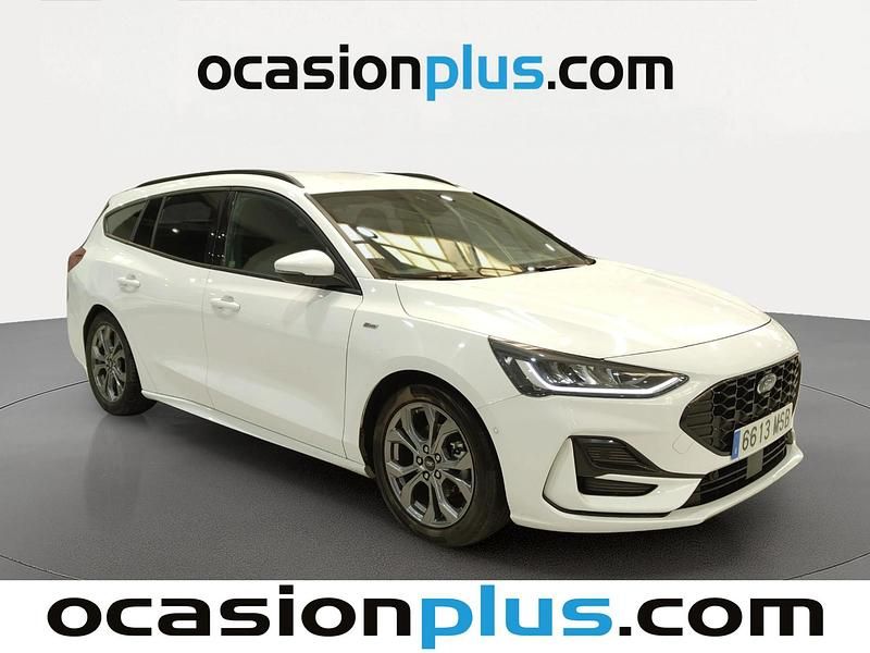 Usado Ford Focus ST-Line 155 CV (114 kW) 2024 Blanco Familiar