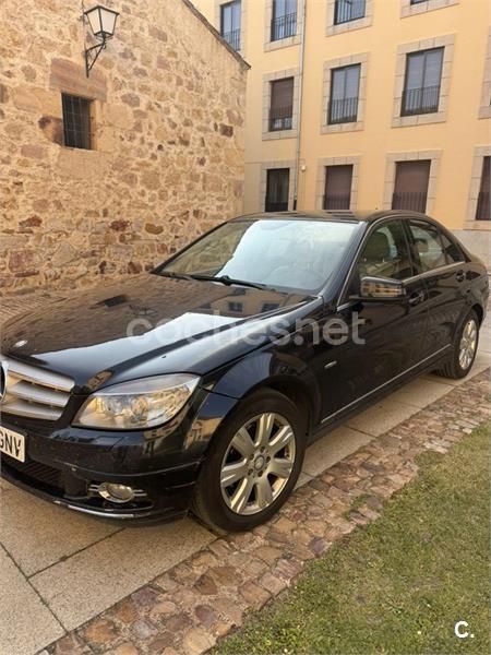 Negro Usado 2009 Mercedes C220 Avantgarde Berlina | 6500 € (Un poco caro) - Imagen 1/4