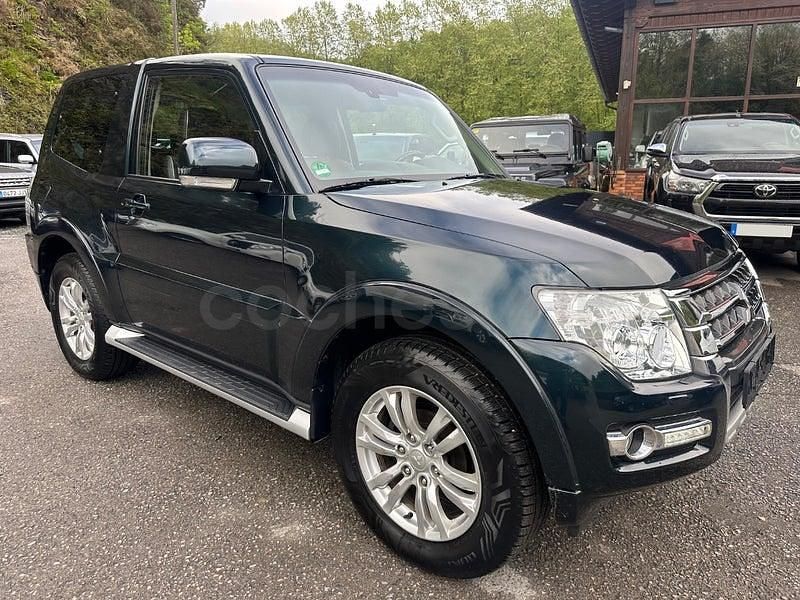 Usado Mitsubishi Montero Spirit 200 CV (147 kW) 2015 Verde SUV