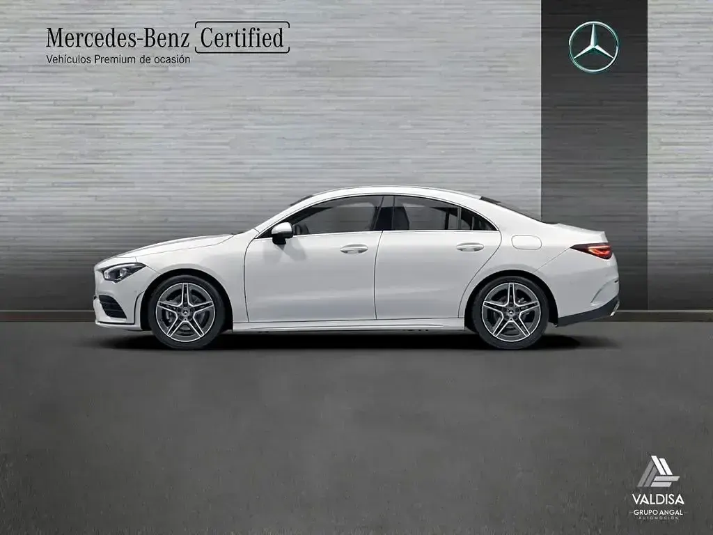 Usado Mercedes CLA180 136 CV (100 kW) 2023 Blanco polar Coupe