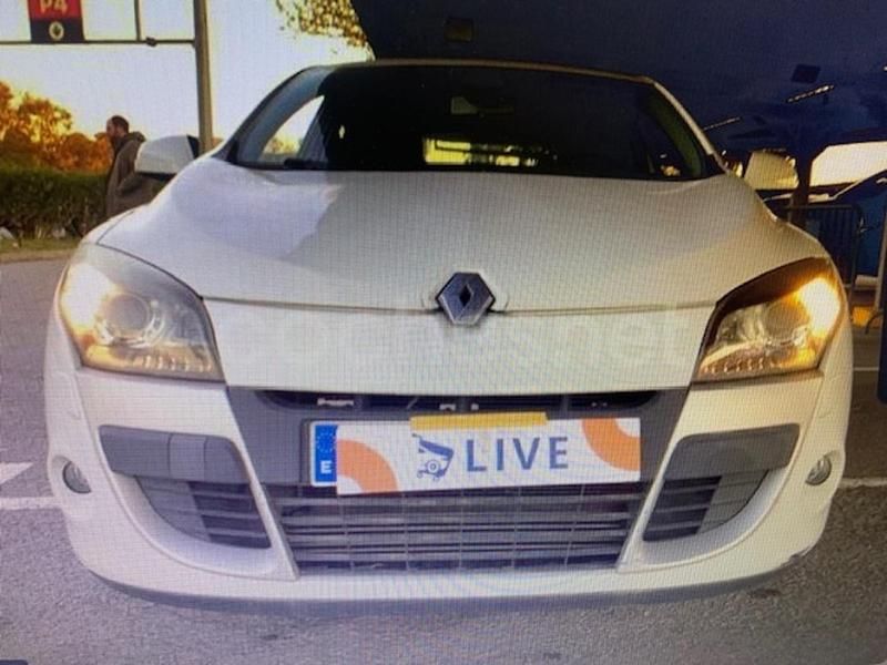 Usado Renault Mégane III Dynamique 131 CV (96 kW) 2011 Blanco Utilitario