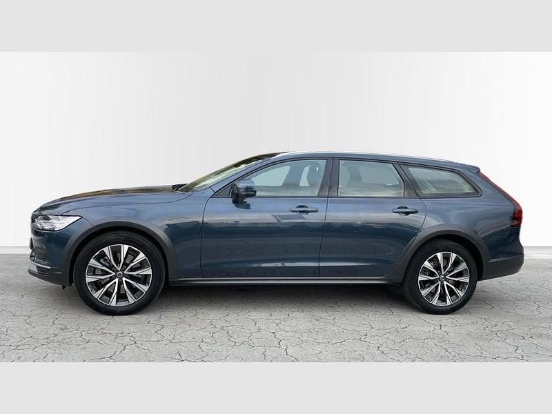 Usado Volvo V90 CC Core 197 CV (144 kW) 2023 Azul Familiar