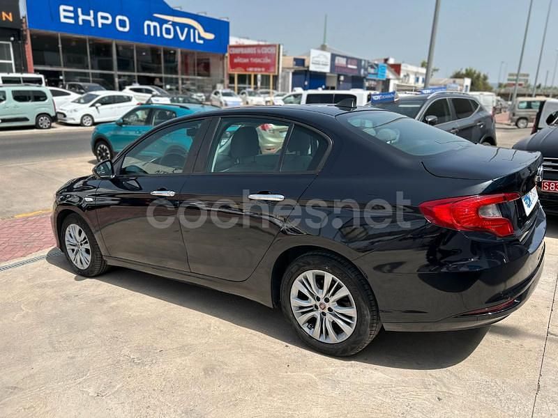 Usado Fiat Tipo Lounge 120 CV (88 kW) 2018 Negro Berlina
