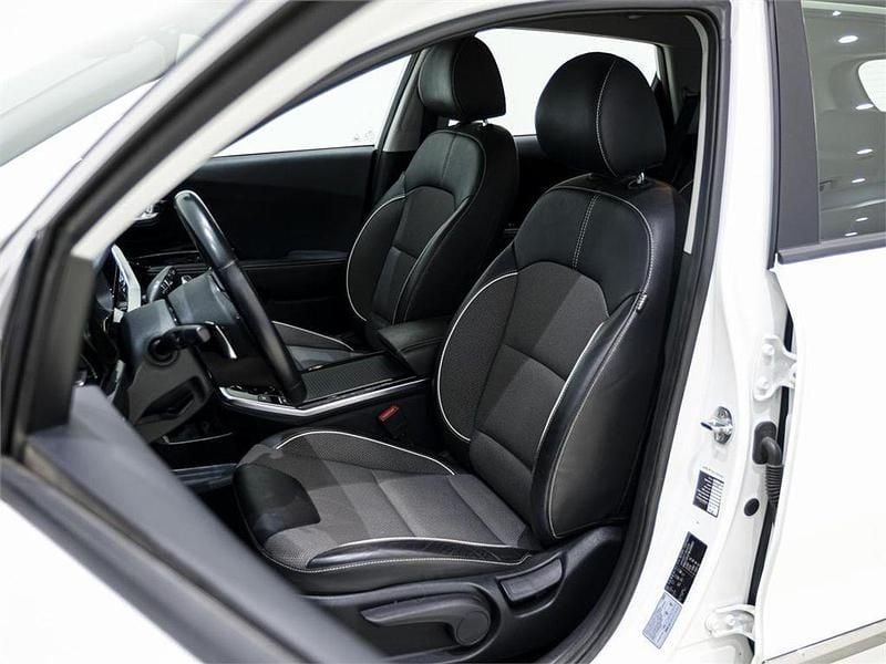 Usado Kia e-Niro 150 kW (204 CV) 2021 Blanco SUV