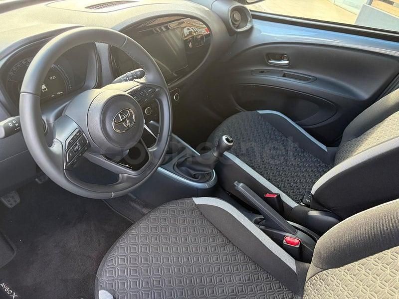 Nuevo Toyota Aygo X 72 CV (52 kW) 2025 Azul SUV