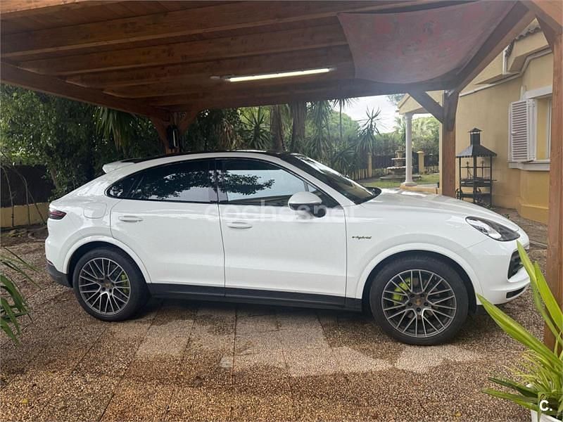 Blanco Usado 2023 Porsche Cayenne Platinum Edition SUV | 88.800 € (Super precio) - Imagen 1/4