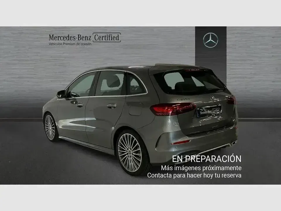 Usado Mercedes B200 150 CV (110 kW) 2025 Gris Utilitario