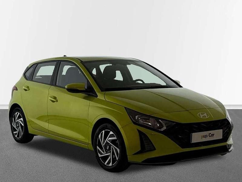 Blanco Usado 2024 Hyundai i20 Utilitario | 19.500 € (Un poco caro) - Imagen 1/4