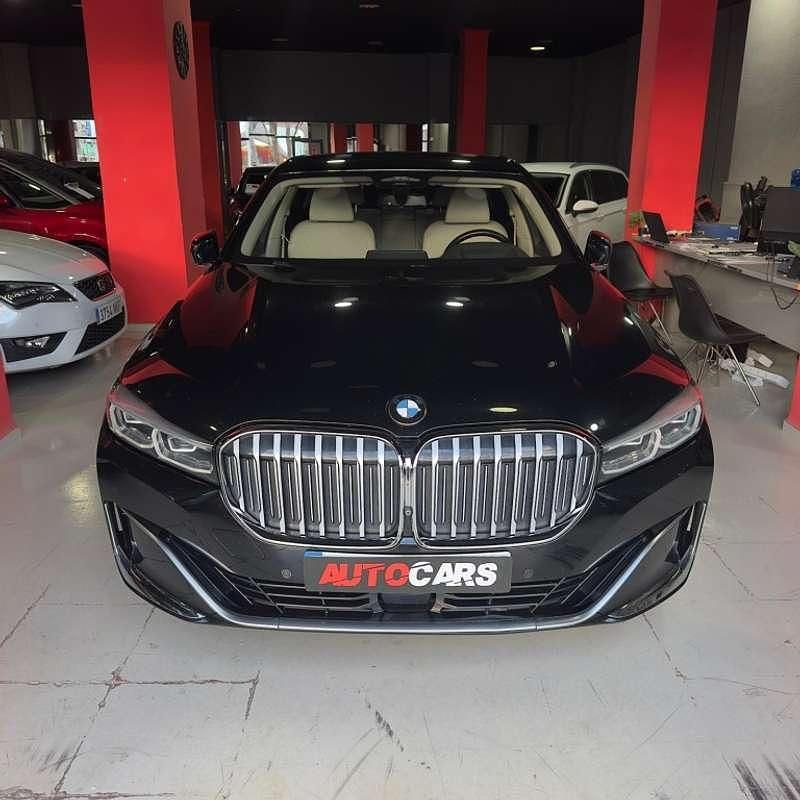 Usado BMW 730 Comfort Edition 265 CV (194 kW) 2019 Negro Berlina