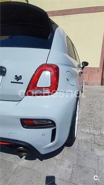 Usado Abarth 595 Esseesse 180 CV (132 kW) 2020 Gris / plata Berlina