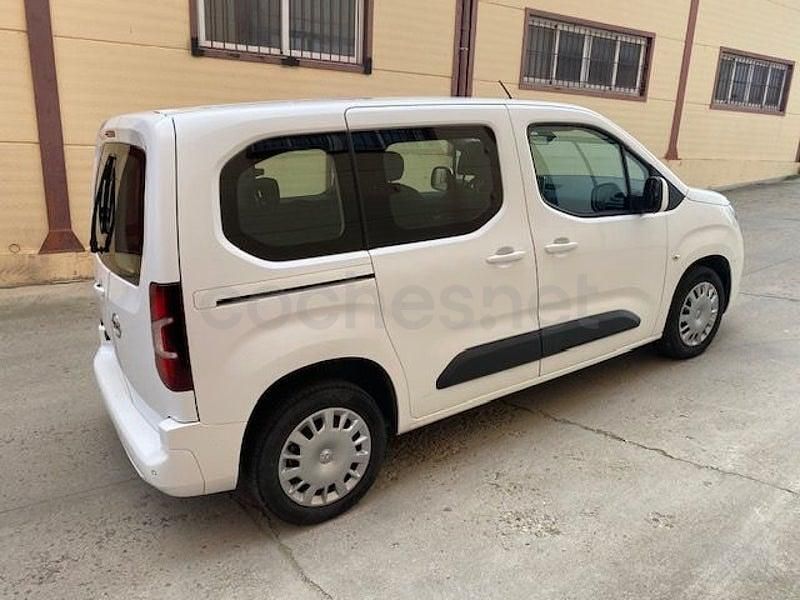 Usado Opel Combo Life Elegance 102 CV (75 kW) 2020 Blanco Monovolumen