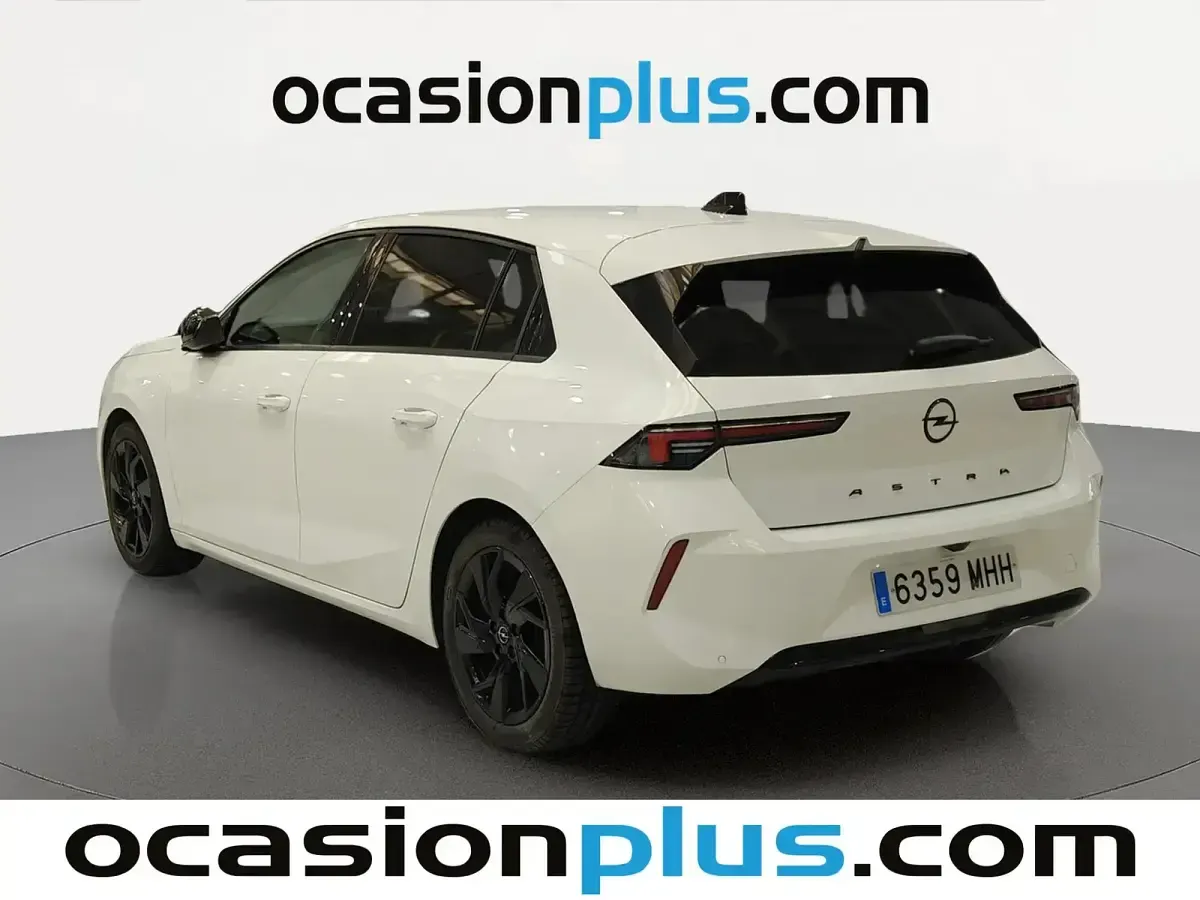 Usado Opel Astra 130 CV (95 kW) 2023 Blanco Utilitario