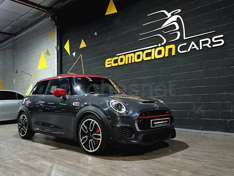 Usado Mini John Cooper Works 231 CV (169 kW) 2019 Gris / plata Utilitario