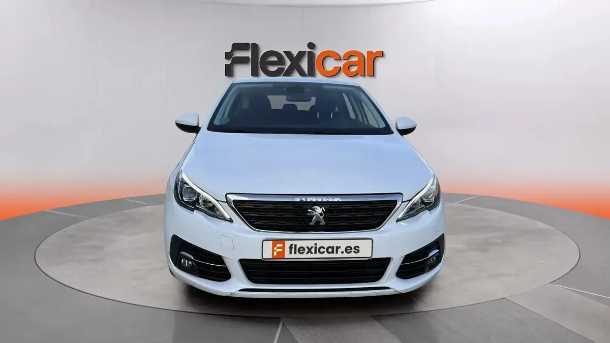 Begagnad Peugeot 308 SW Active 130 HK (95 kW) 2021 Vit Kombi