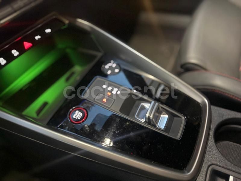 Usado Audi RS3 Premium Plus 400 CV (294 kW) 2023 Negro Berlina