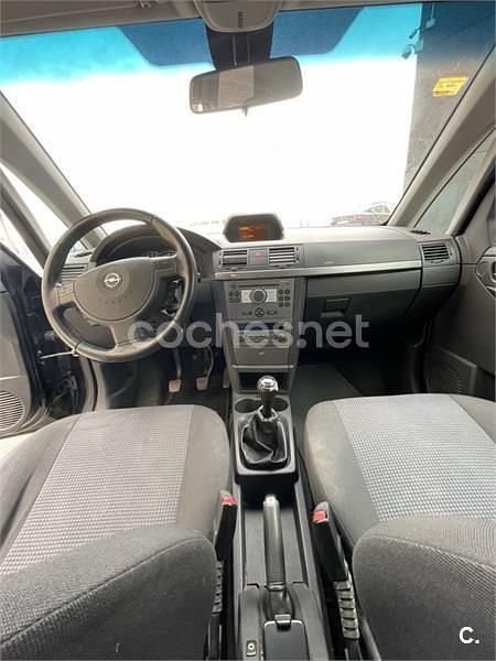 Usado Opel Meriva Enjoy 100 CV (73 kW) 2005 Azul Monovolumen