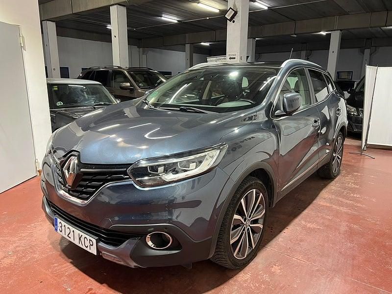 Usado Renault Kadjar Zen 165 CV (121 kW) 2017 Gris / plata SUV