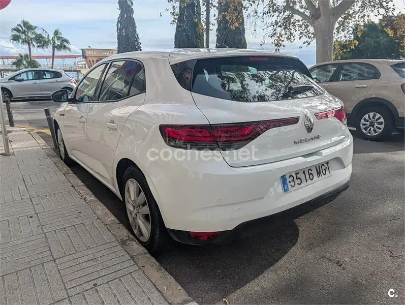 Usado Renault Mégane II Equilibre 140 CV (102 kW) 2023 Blanco Berlina