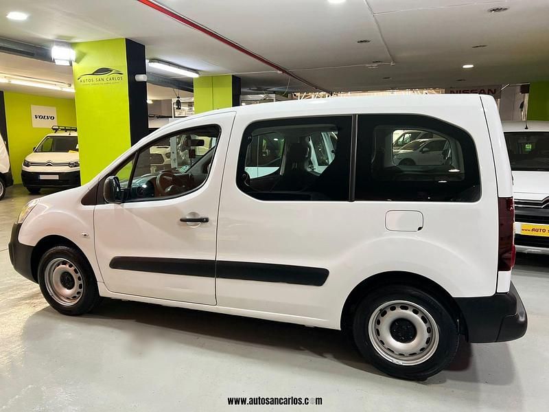 Usado Peugeot Partner Tepee Access 75 CV (55 kW) 2018 Blanco Monovolumen