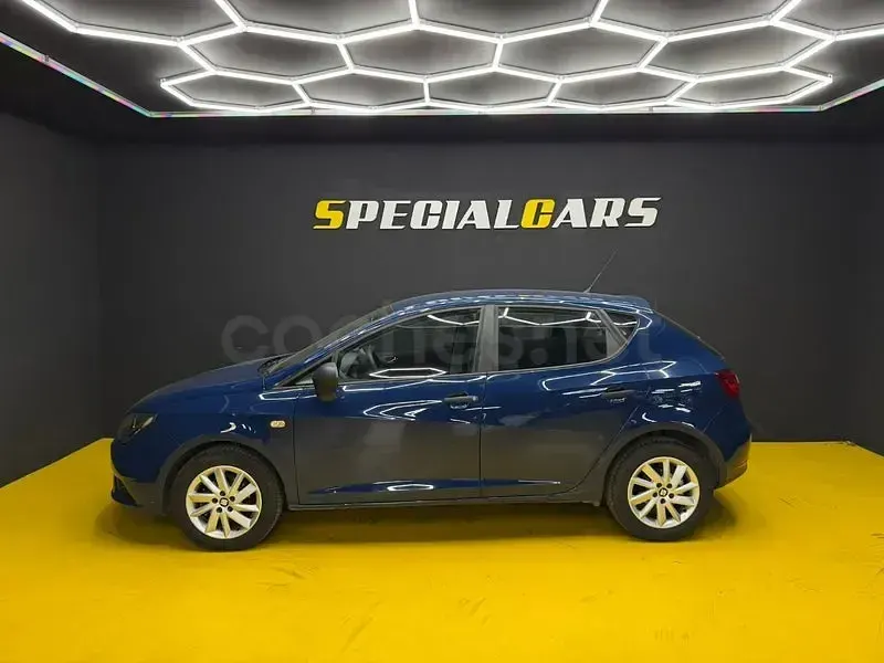 Usado Seat Ibiza Style 95 CV (69 kW) 2016 Azul Berlina