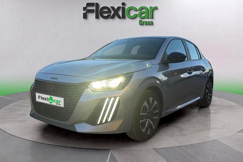 Usado Peugeot 208 Allure 102 CV (75 kW) 2024 Blanco Utilitario