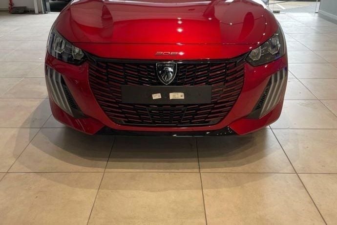 Nuevo Peugeot e-208 Style 100 kW (136 CV) 2025 Utilitario