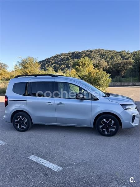 Usado Nissan Townstar N-Connecta 130 CV (95 kW) 2025 Gris / plata Monovolumen