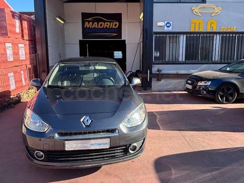 Usado Renault Fluence Dynamique 105 CV (77 kW) 2010 Negro Berlina