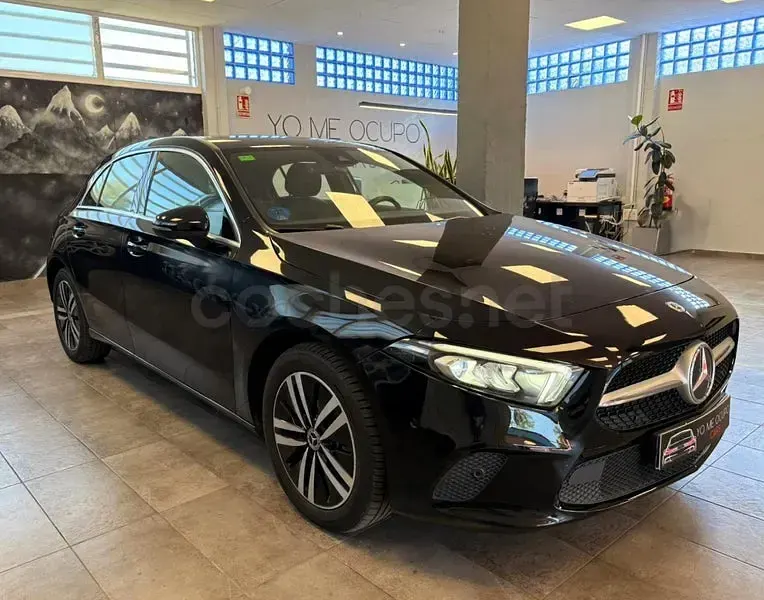 Usado Mercedes A250 218 CV (160 kW) 2022 Negro Berlina