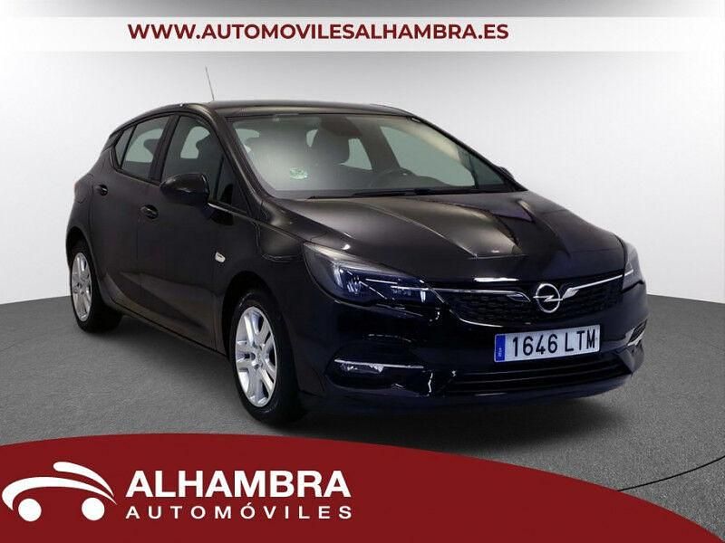 Usado Opel Astra Edition 110 CV (80 kW) 2021 Negro Berlina