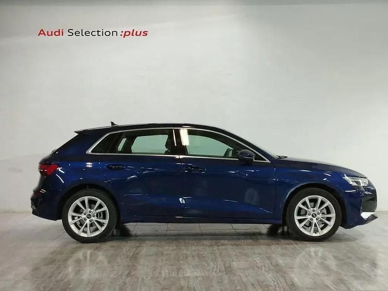 Usado Audi Q3 Advanced Plus 150 HP (110 kW) 2025 Azul SUV