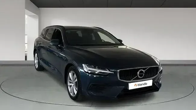 Usado Volvo V60 Momentum 197 CV (144 kW) 2021 Negro Familiar
