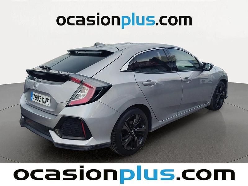 Usado Honda Civic Elegance 129 CV (94 kW) 2018 Gris plata Utilitario