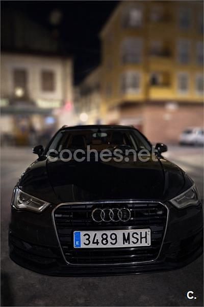 Usado Audi A3 Attraction 150 CV (110 kW) 2012 Negro Utilitario