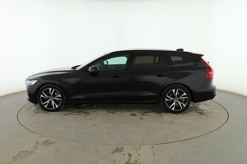 Begagnad Volvo V60 Plus 197 HK (144 kW) 2023 Svart Kombi
