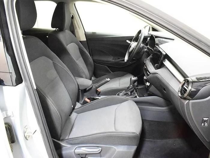 Usado Skoda Fabia Selection 115 CV (84 kW) 2025 Blanco Utilitario