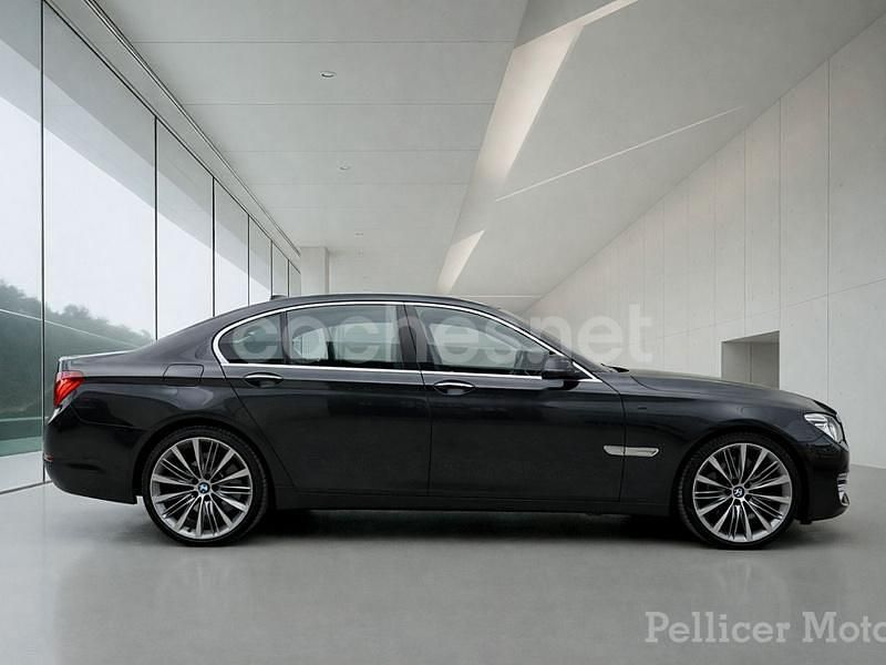 Usado BMW 750 Efficient Dynamics 381 CV (280 kW) 2014 Negro Berlina
