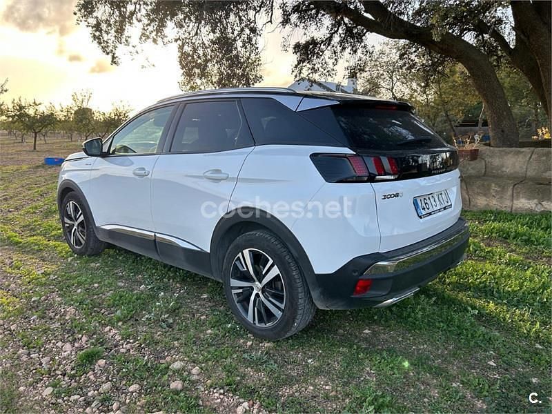 Usado Peugeot 3008 GT-line 130 CV (95 kW) 2019 Blanco SUV