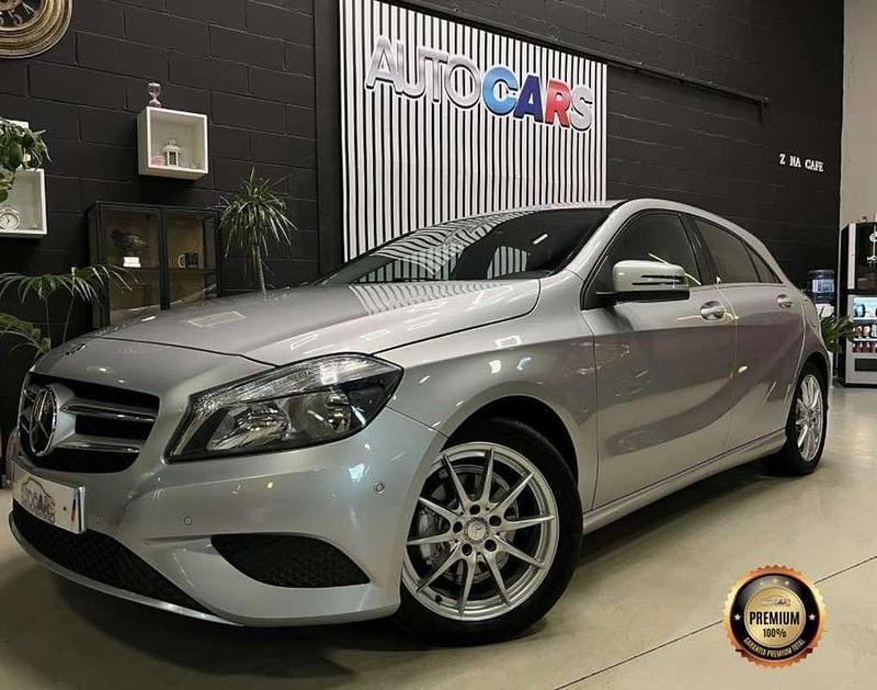 Blanco Usado 2013 Mercedes A180 AMG line Utilitario | 12.900 € (Precio justo) - Imagen 1/4