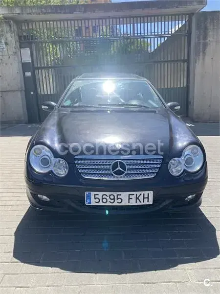 Usado Mercedes C180 Sport Edition 143 CV (105 kW) 2007 Azul Berlina
