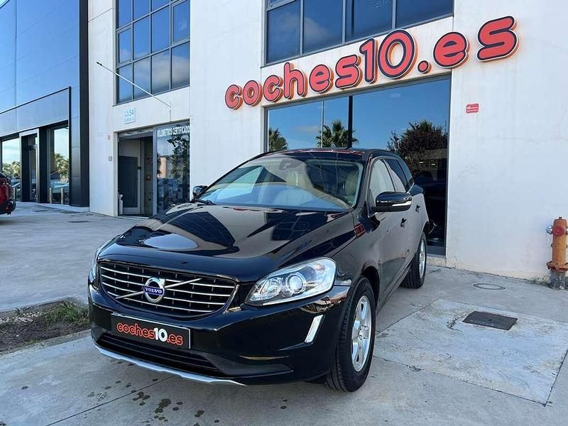 Negro Usado 2017 Volvo XC60 Momentum SUV | 18.900 € (Precio justo) - Imagen 1/4