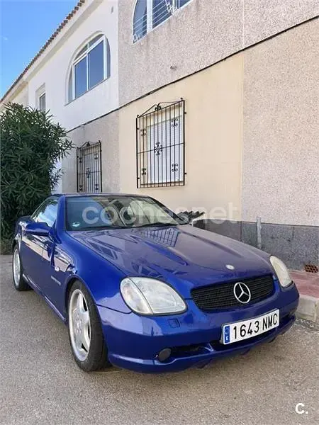 Usado Mercedes SLK230 193 CV (141 kW) 1999 Azul Descapotable