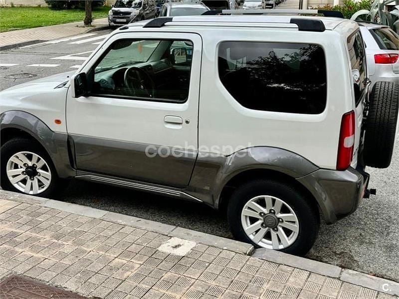 Gris / plata Usado 2010 Suzuki Jimny SUV | 9500 € (Super precio) - Imagen 1/4