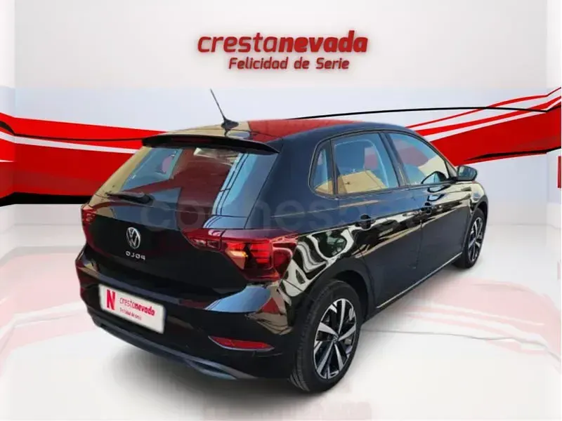 Usado VW Polo Life 110 CV (80 kW) 2022 Negro Utilitario