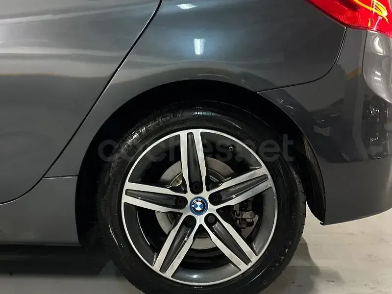 Usado BMW 225 Active Tourer Comfort Edition 224 HP (164 kW) 2016 Cinzento Monovolume
