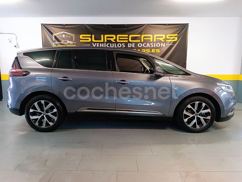 Usado Renault Espace Intens 160 CV (117 kW) 2018 Gris / plata Monovolumen