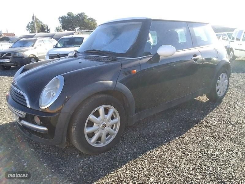 Usado Mini ONE 90 CV (66 kW) 2008 Negro Utilitario