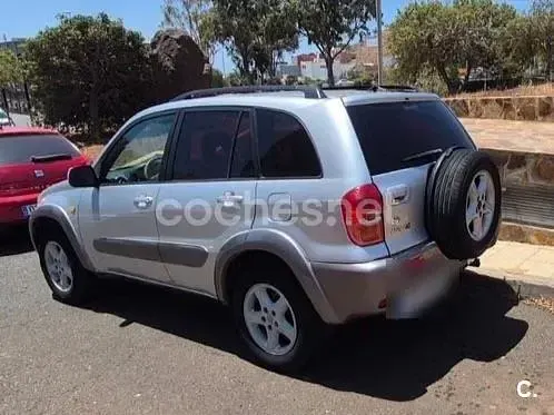 Usado Toyota RAV4 Luna 150 CV (110 kW) 2002 Gris / plata SUV